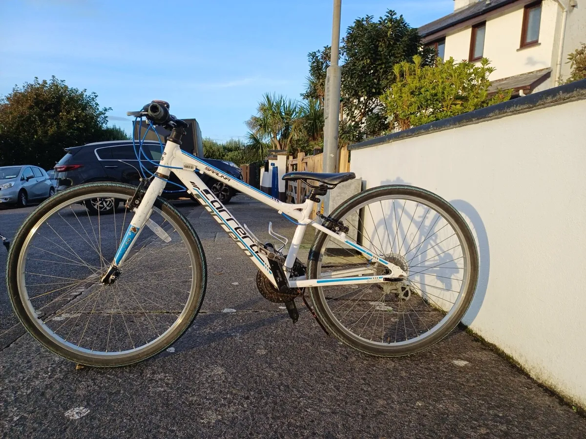 26 inch Carrera Saruna Aluminium Kids Hybrid bike - Image 4