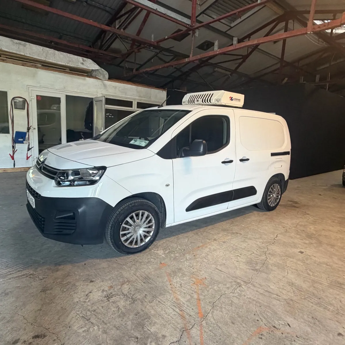 2020 Citroen berlingo fridge van - Image 1