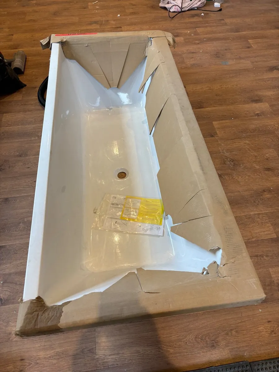 SONAS Oscar 1700x700 Bath - Image 1