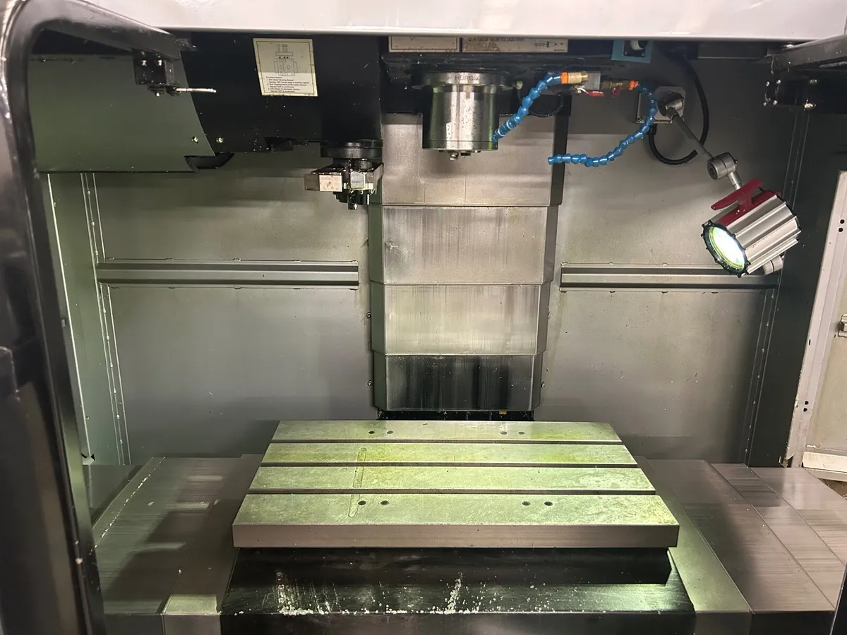 CNC Milling machine - Image 2