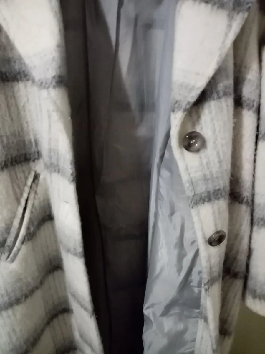 Winter Coat - Image 3