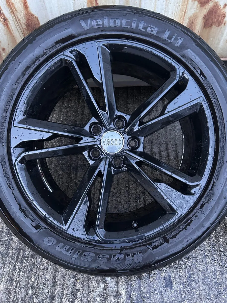 Genuine Audi Q3/SQ3 19” Alloy Wheels - Image 3