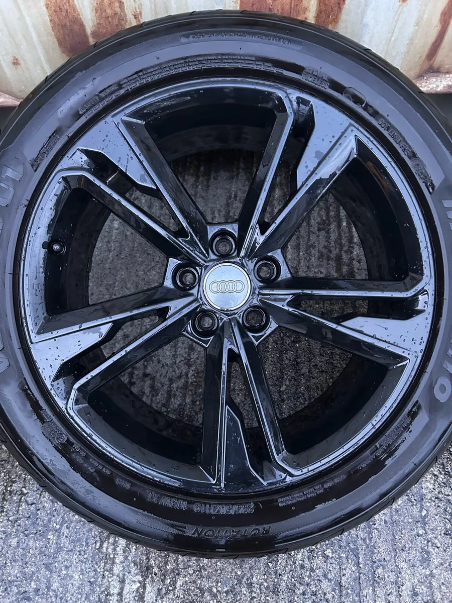Genuine Audi Q3/SQ3 19” Alloy Wheels - Image 4