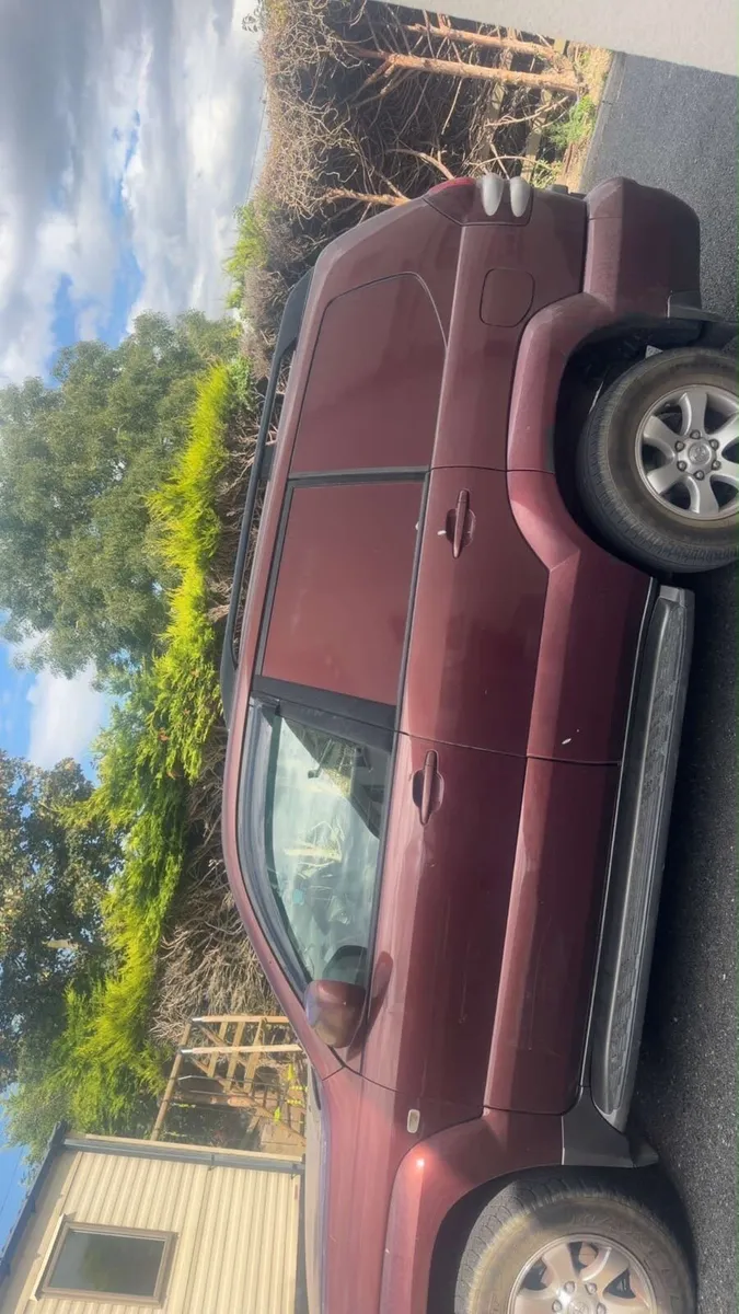 Toyota Land Cruiser - Image 3