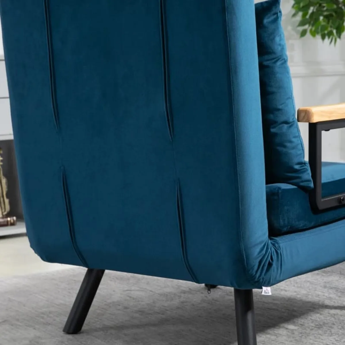Relax chair in Scandinavian design, recliner, read - Image 4