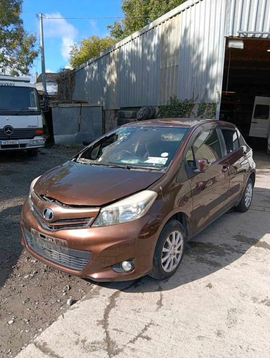 Breaking Toyota vits 2014 - Image 1