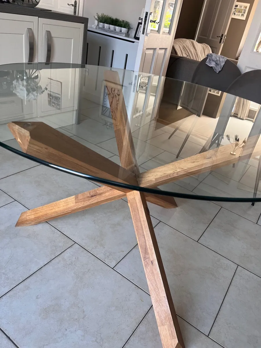 Glass table - Image 4