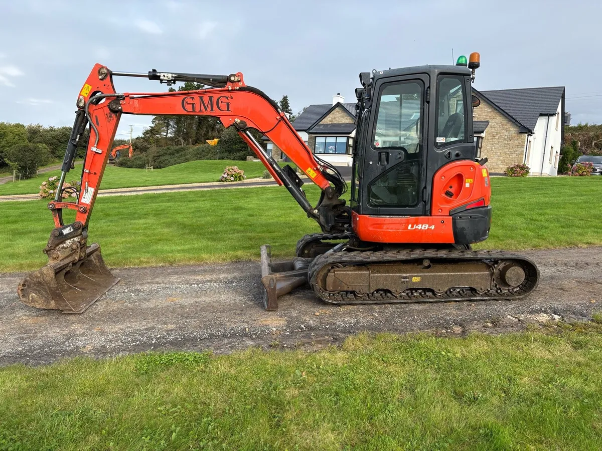 CHOICE OF HITACHI DIGGERS - Image 3