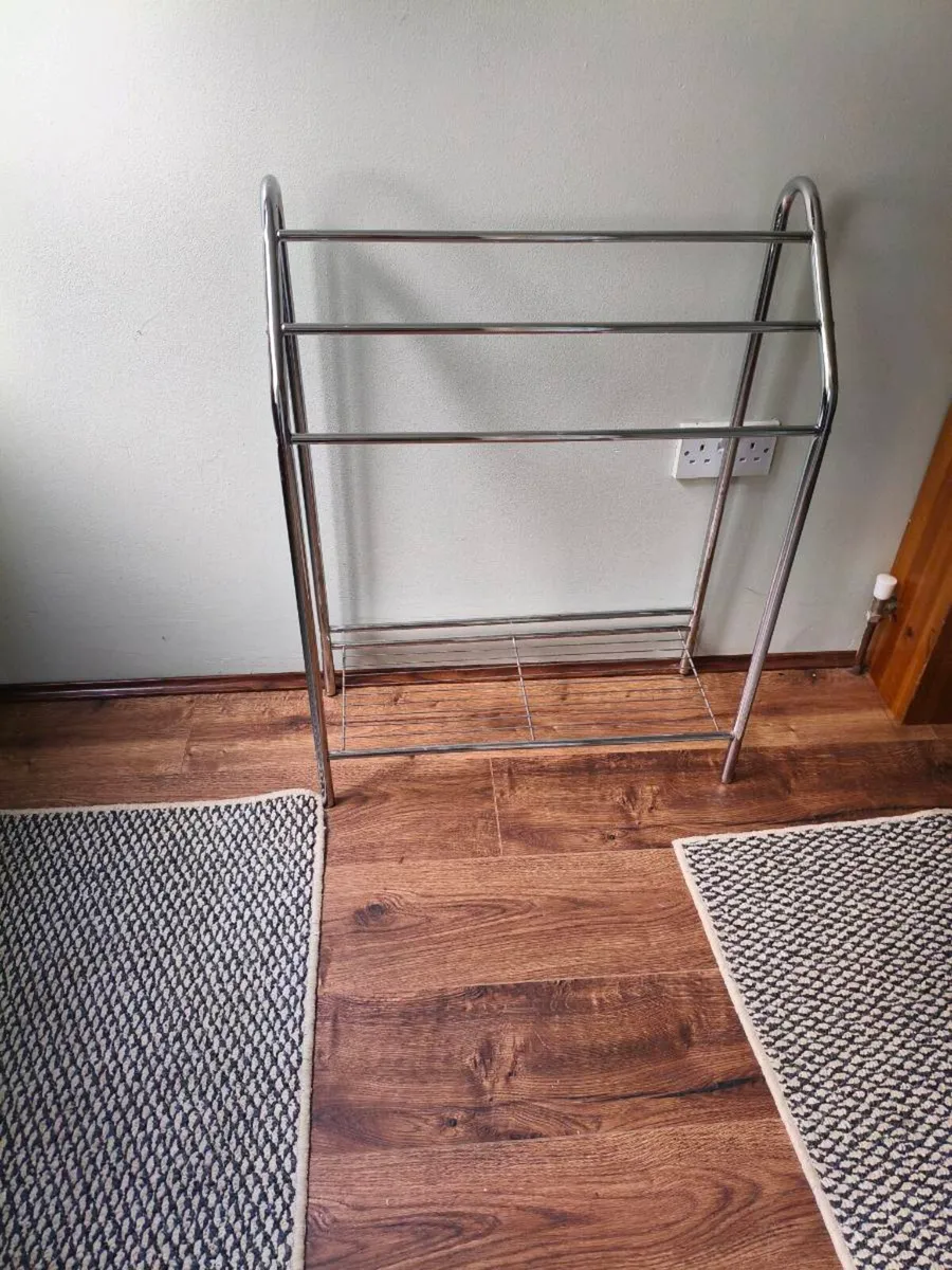 New towel rail - Image 2