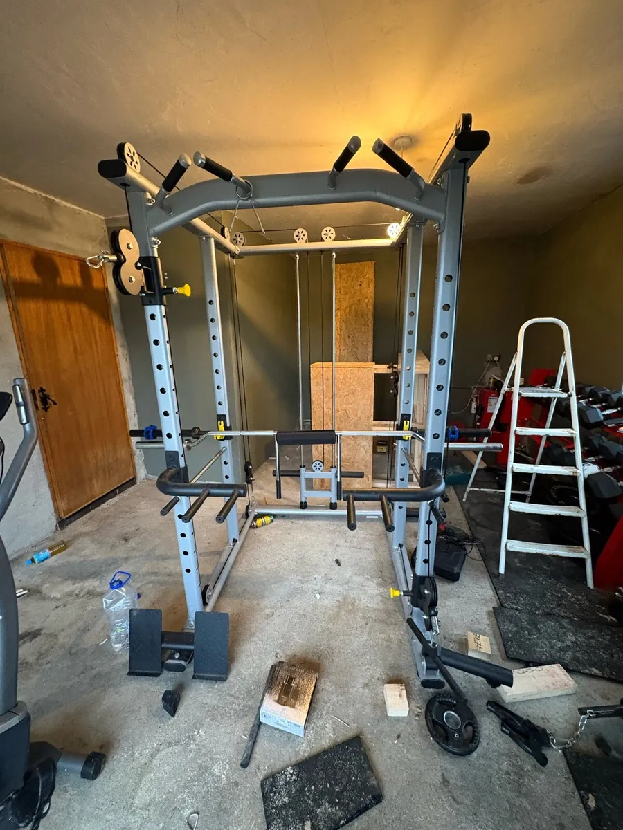 Home gym equipment - Image 1