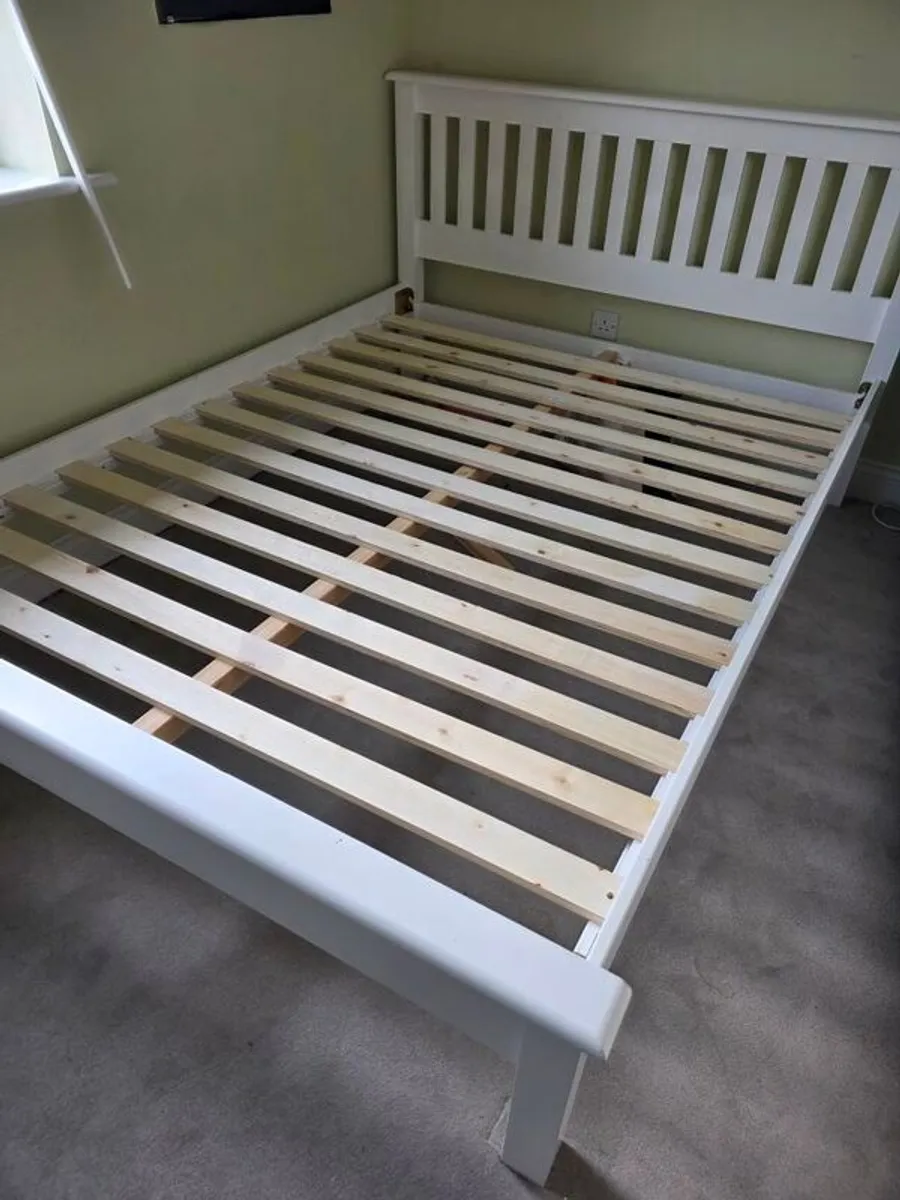 kingsize bed with mattress - Image 1
