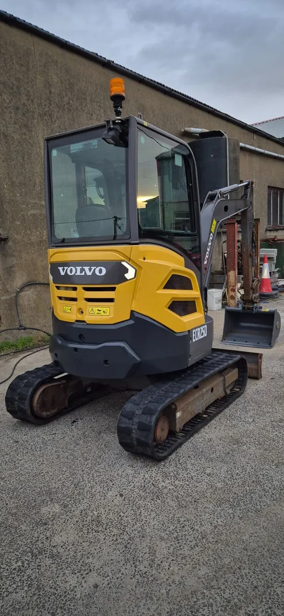 Volvo ecr25d - Image 1