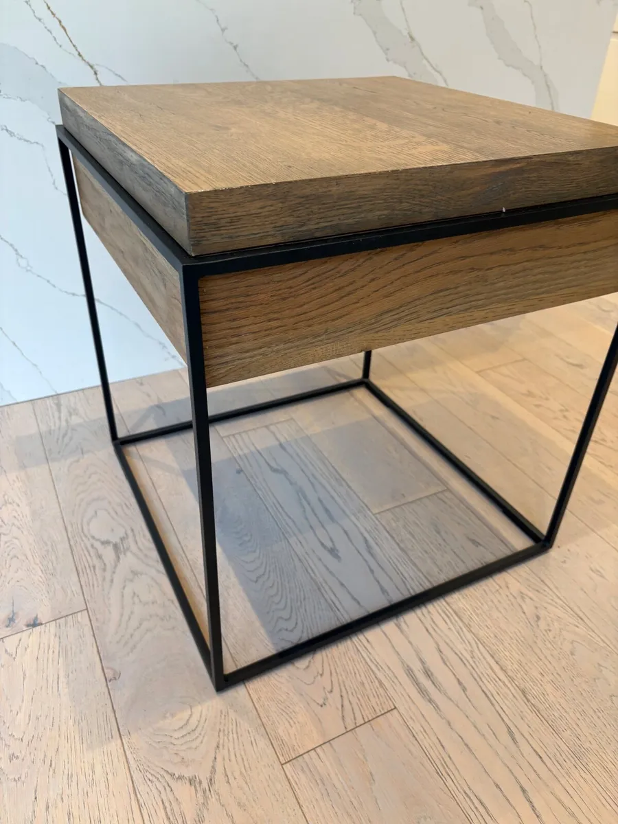 Lamp / Side table - Image 1