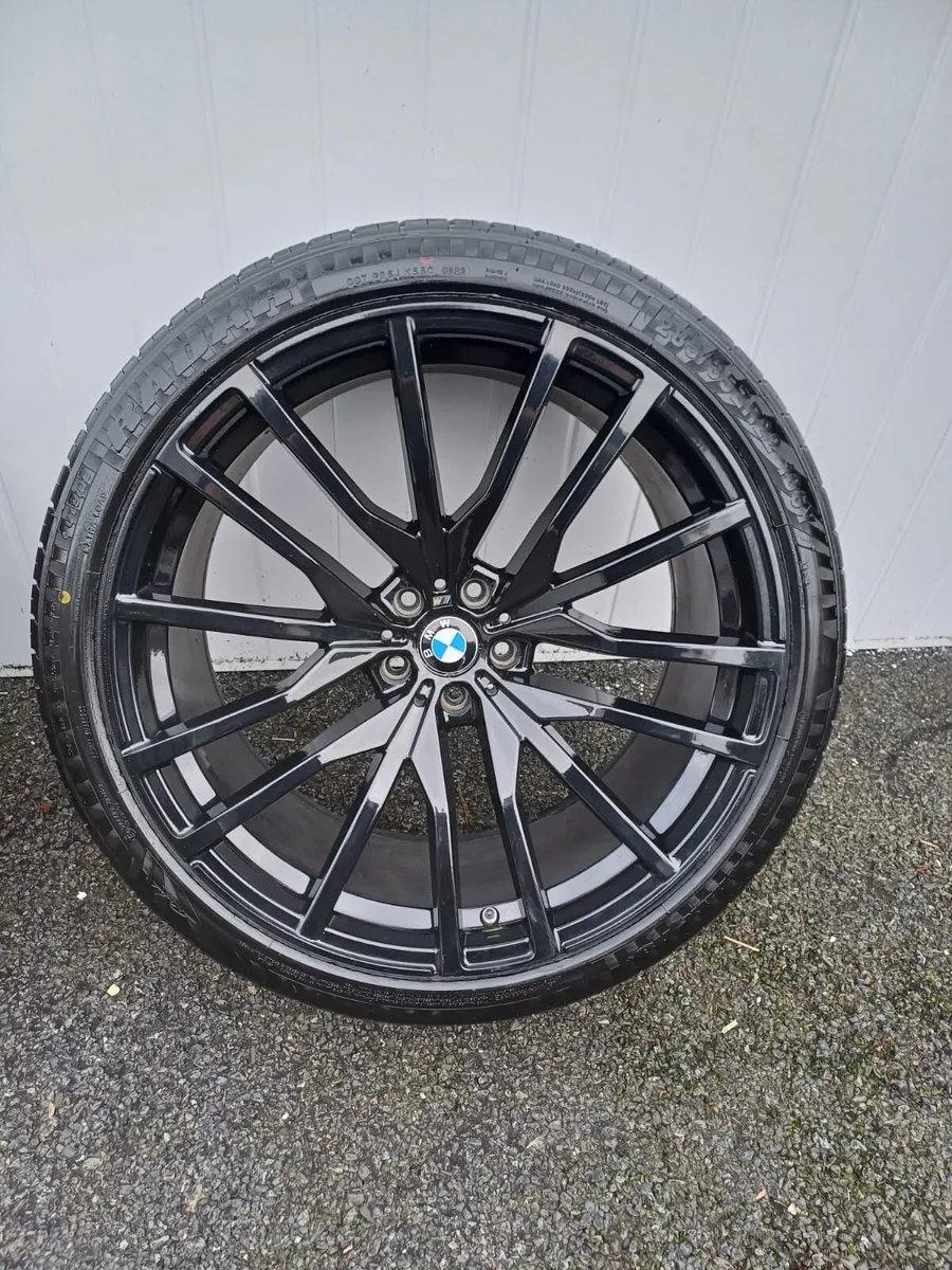 Bmw x5 22inch alloys - Image 1