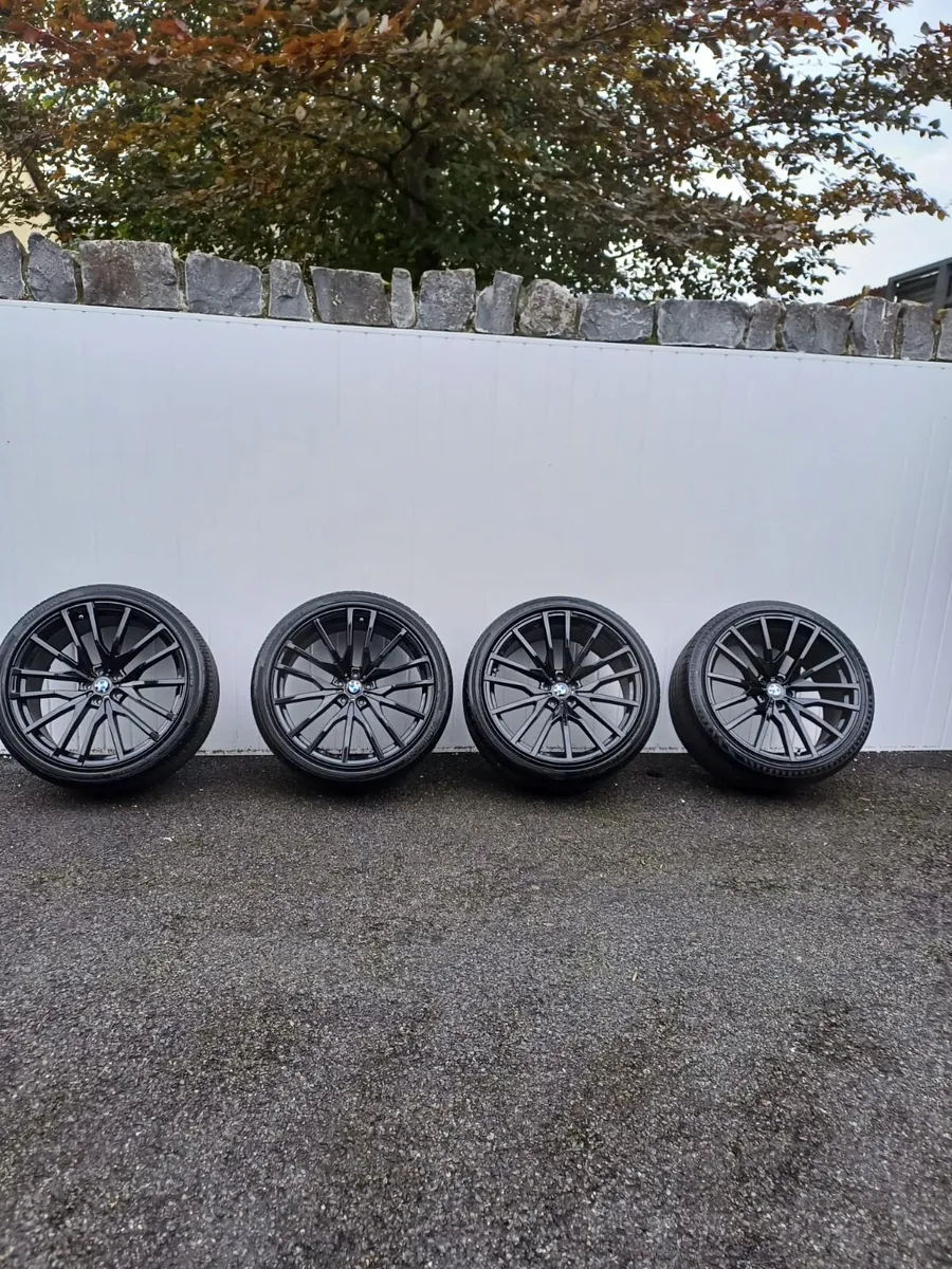 Bmw x5 22inch alloys - Image 3