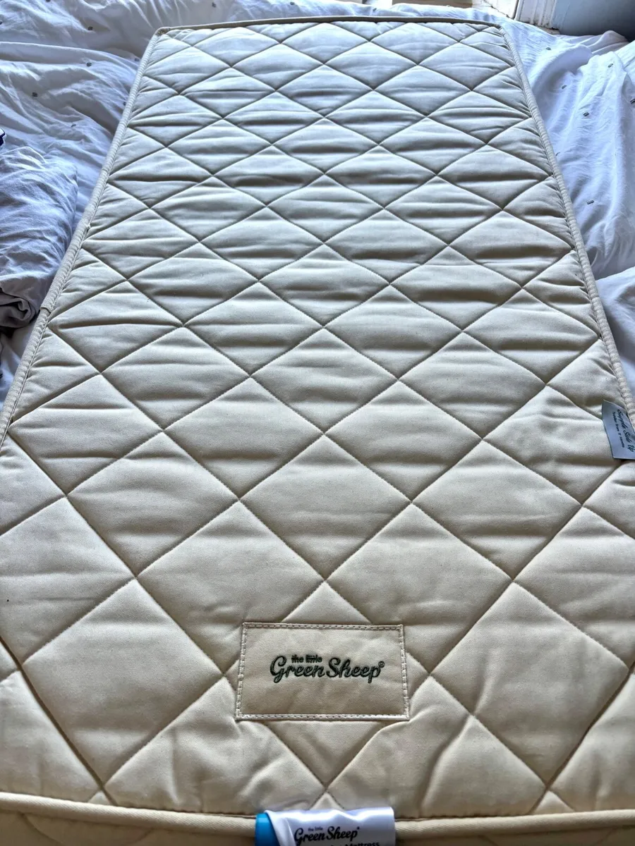 Little Green Sheep natural cot mattress - Image 1