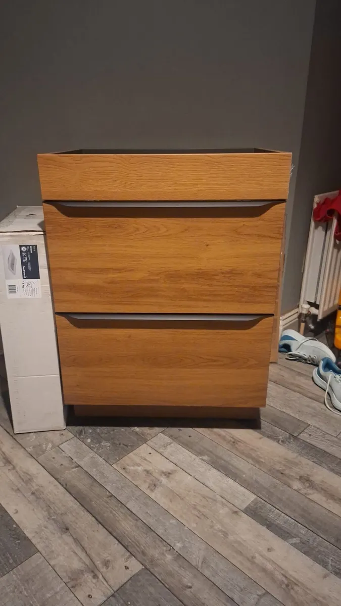 Bathroom vanity unit - Image 2