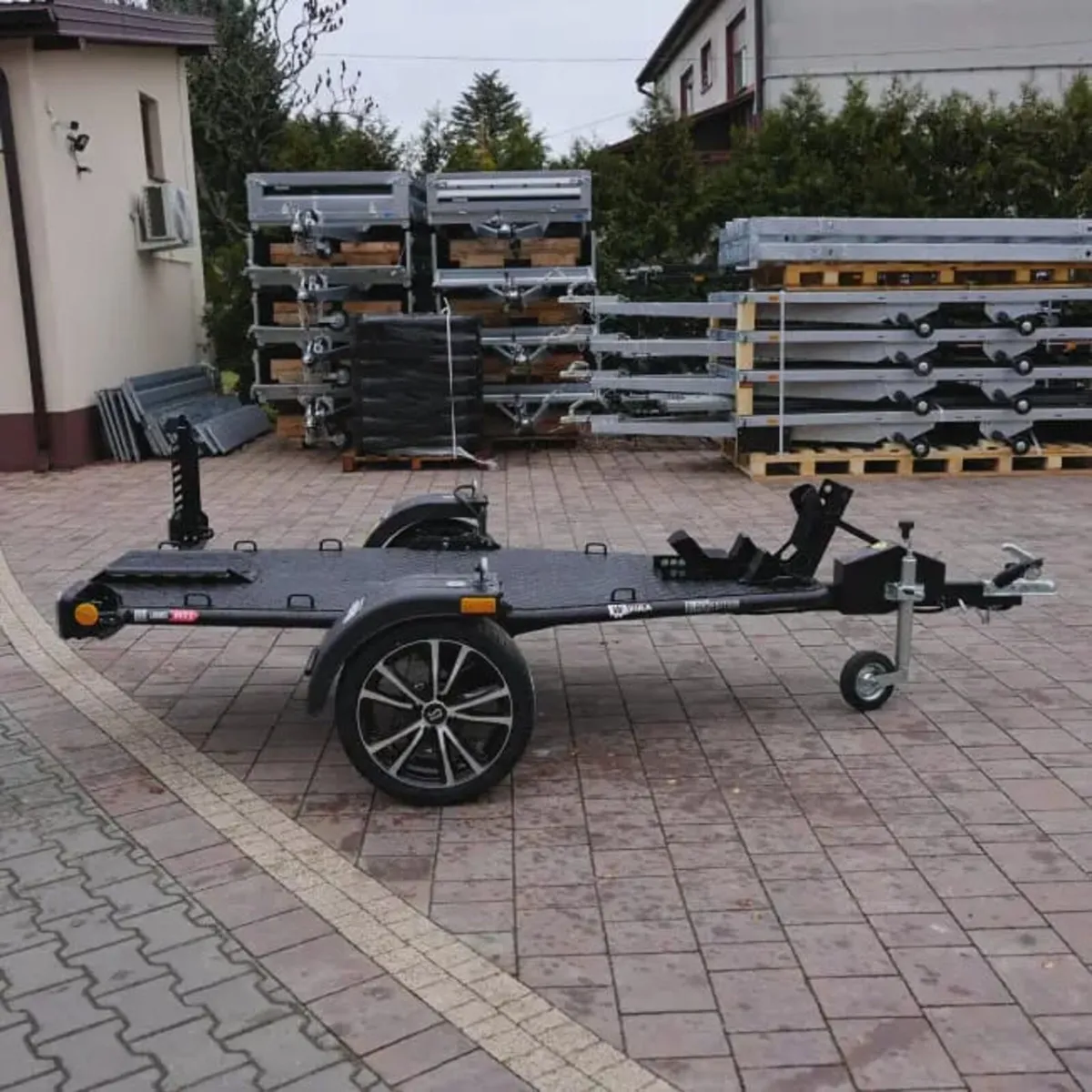 Motorbikes trailer - Image 4
