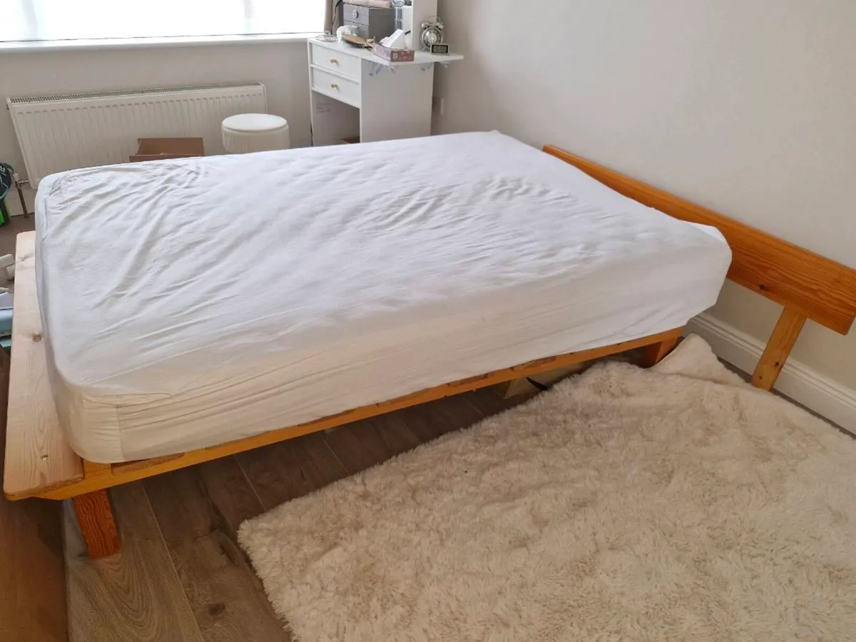 Double bed - Image 3