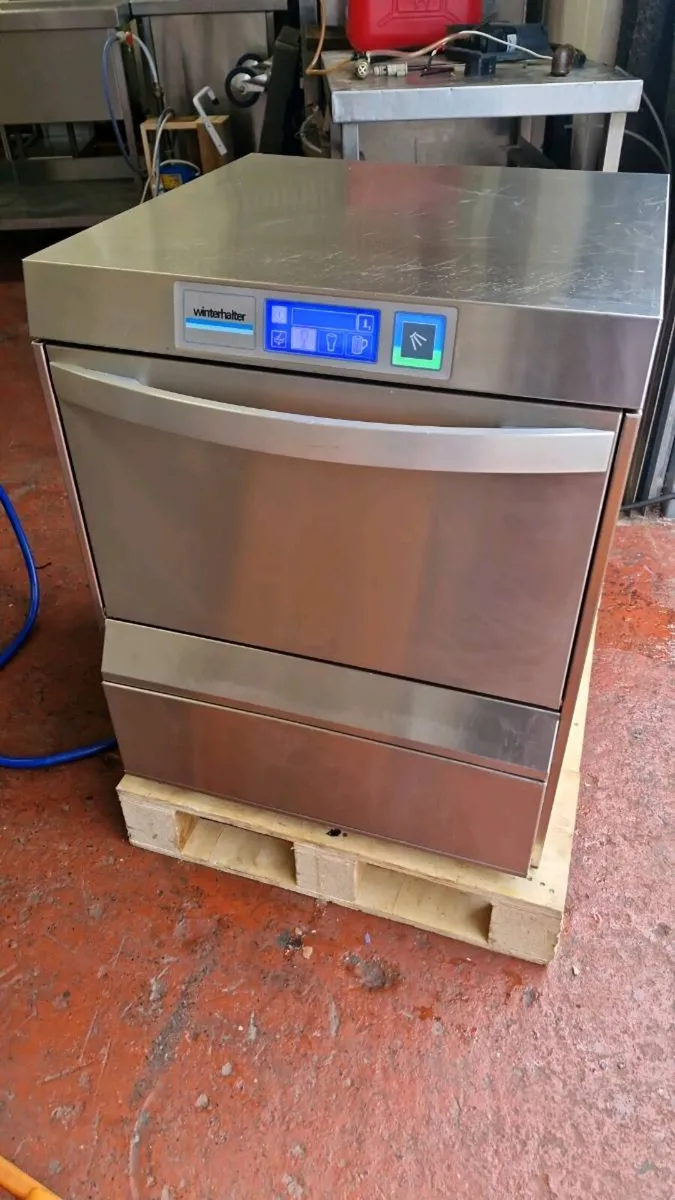 Winterhalter UCM Glasswasher - Image 1