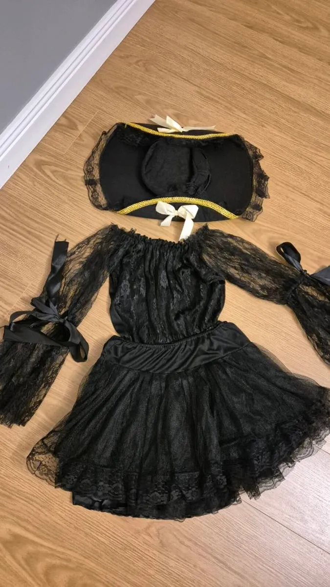 Halloween pirate costume - Image 4