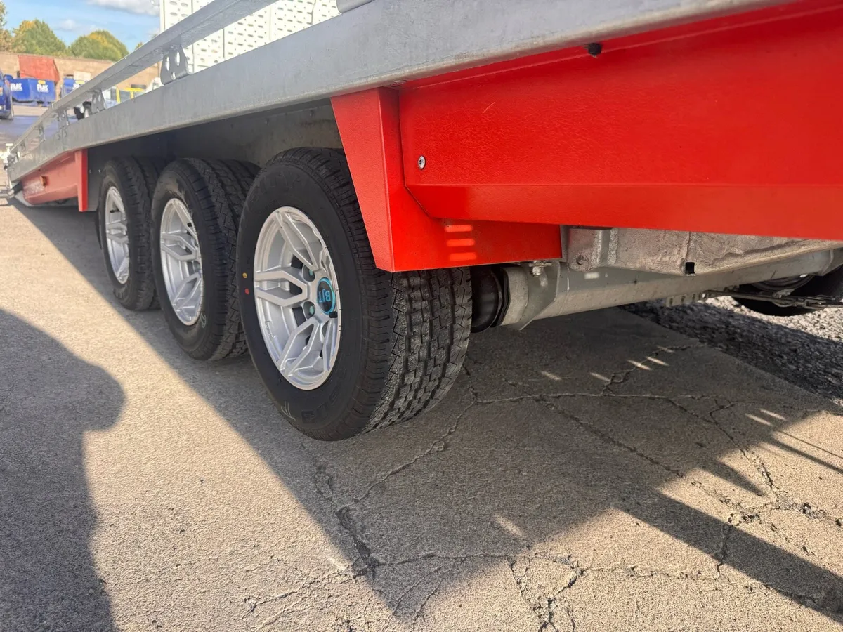 Brian James T Transporter | Used- Like new - Image 3