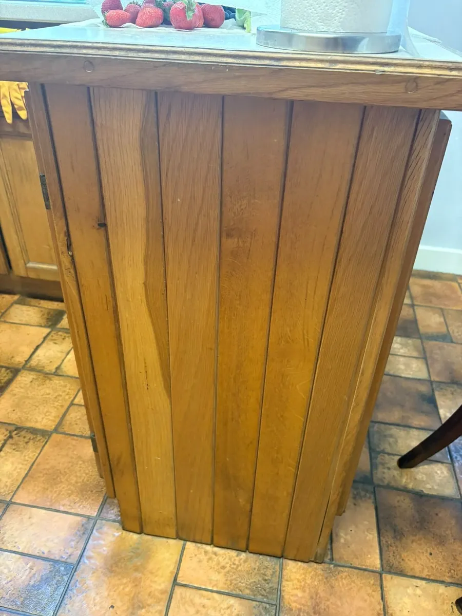 Solid Oak Fitted Kitchen – Quality Bespoke Kitchen - Image 3