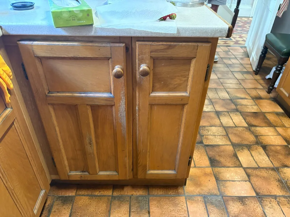Solid Oak Fitted Kitchen – Quality Bespoke Kitchen - Image 4