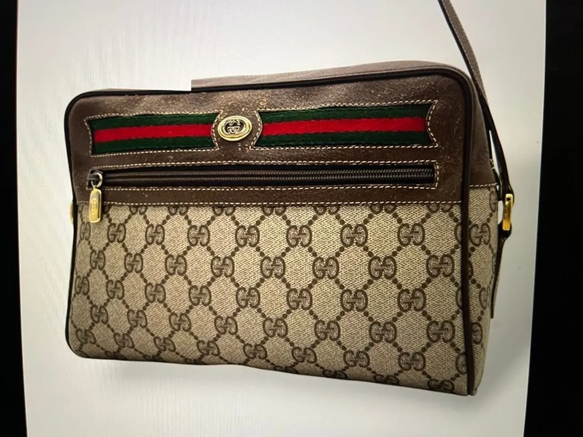 Gucci GG Supreme Canvas Shoulder Bag with Web Stripe and Interlocking G - Image 1