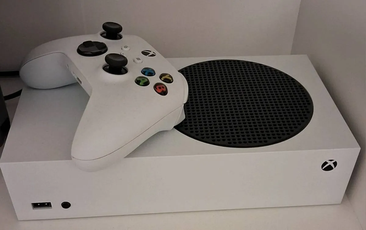 Xbox Series S 512GB - Image 1