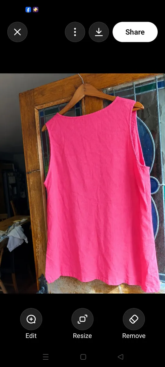 F&F pink sleeveless V-neck tank top. Viscose. Size - Image 2