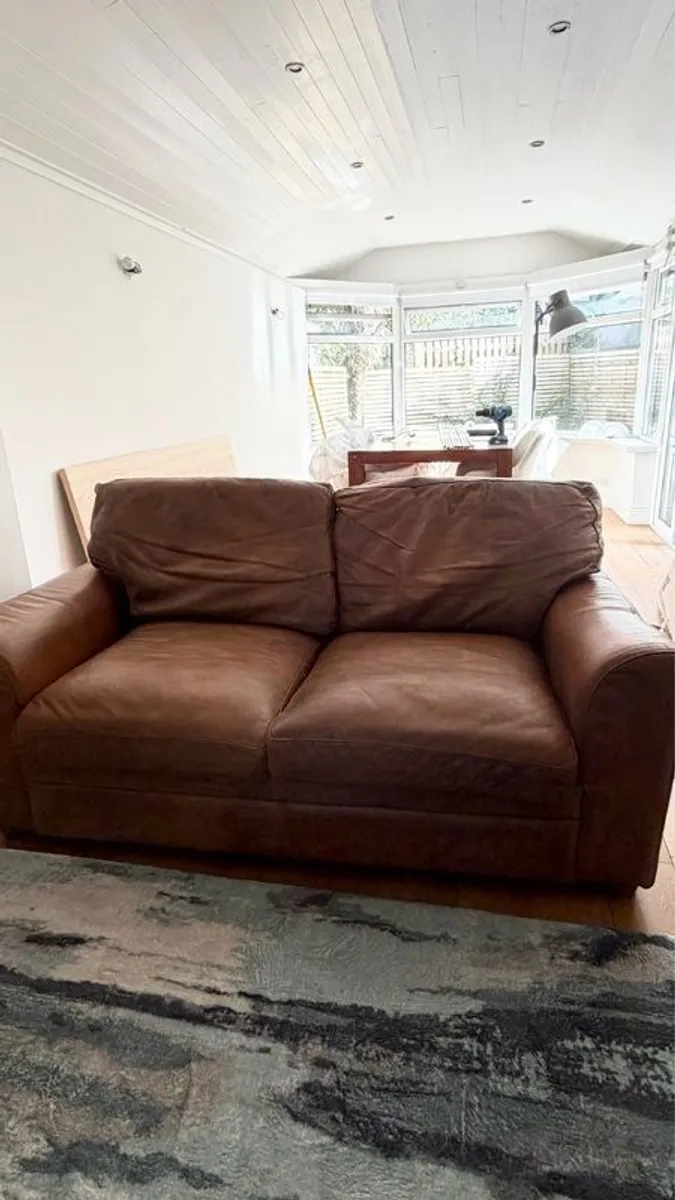2 seater leather couch - free - Image 1