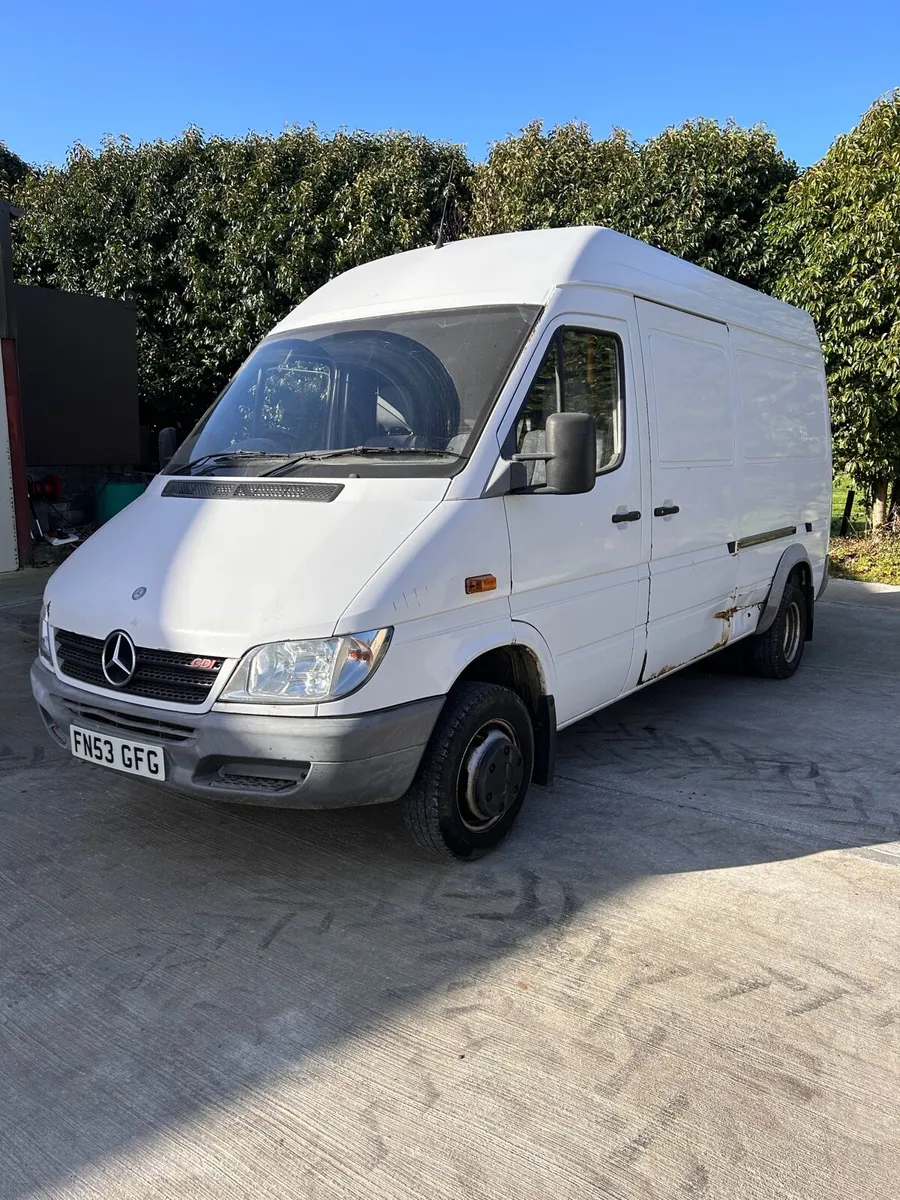 Mercedes Sprinter - Image 1