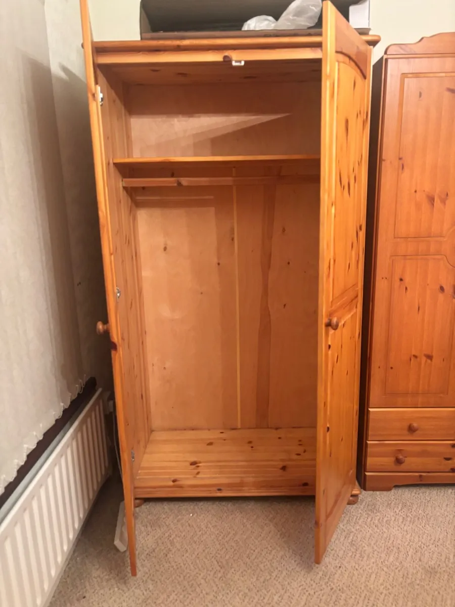 Wardrobe - Image 2