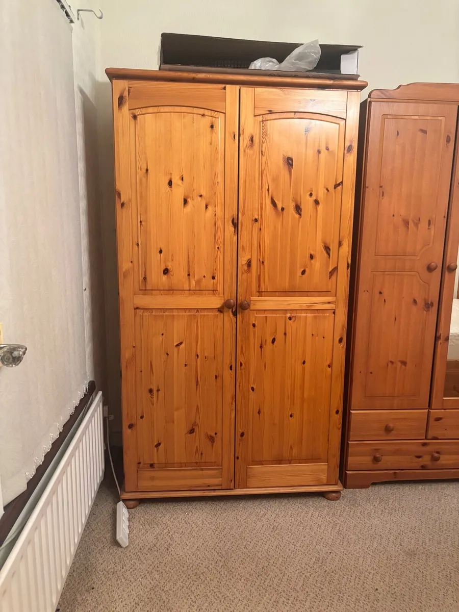 Wardrobe - Image 4