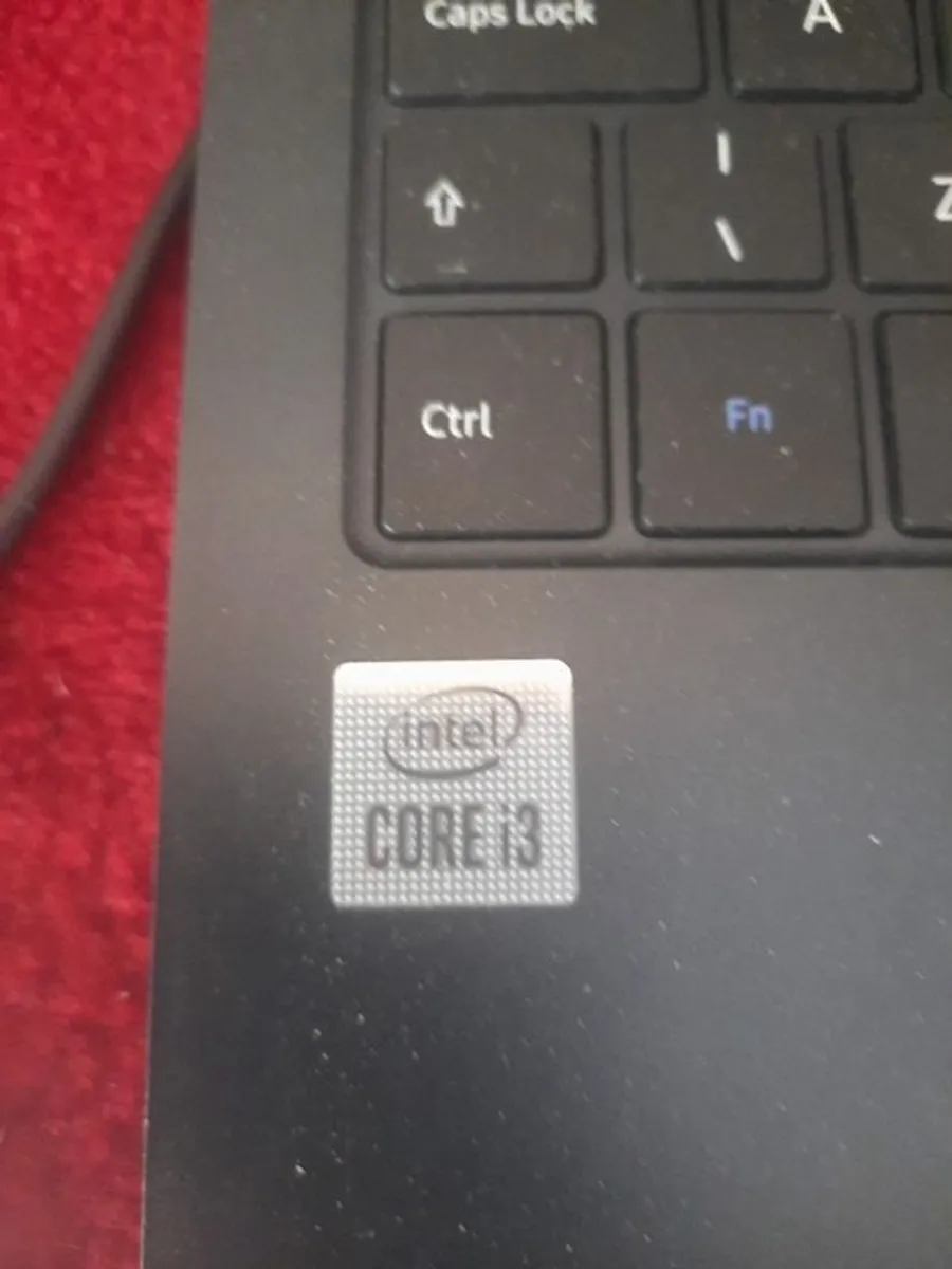 DYNABOOK laptop i3 gen10 - Image 2