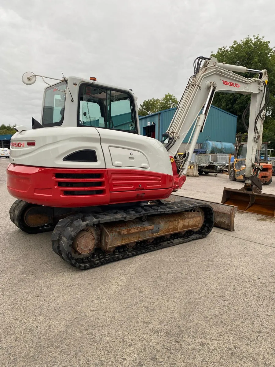 2018 TAKEUCHI TB290 9T EXCAVATOR - Image 2