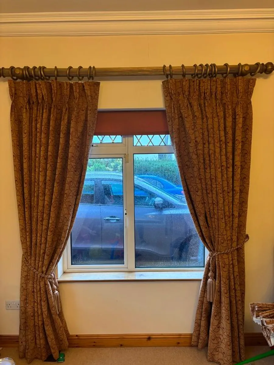 Curtains - Image 1