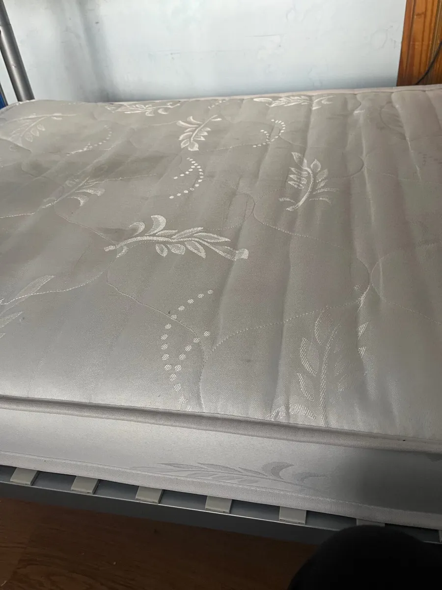 Metal Bunk Bed + 2 Mattresses - Image 4