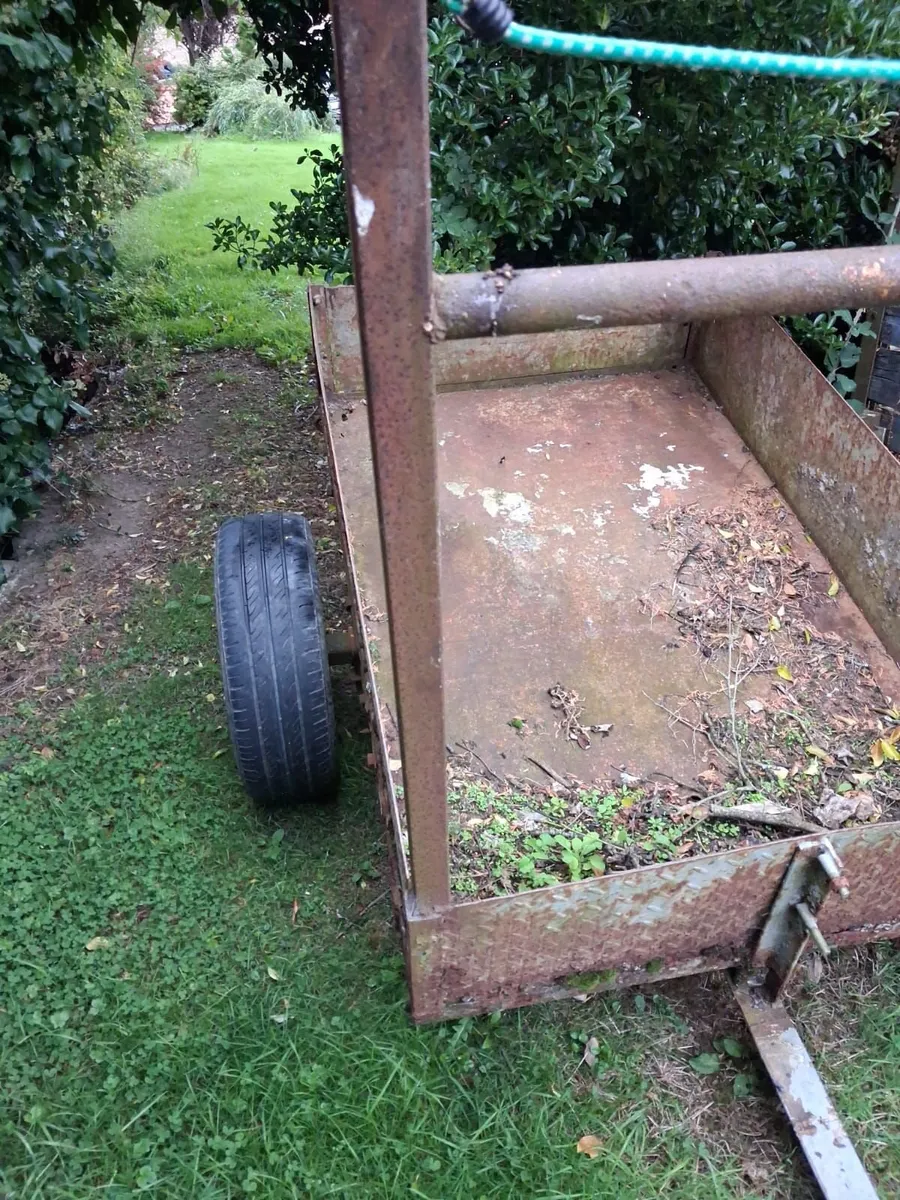 Trailer - Image 2