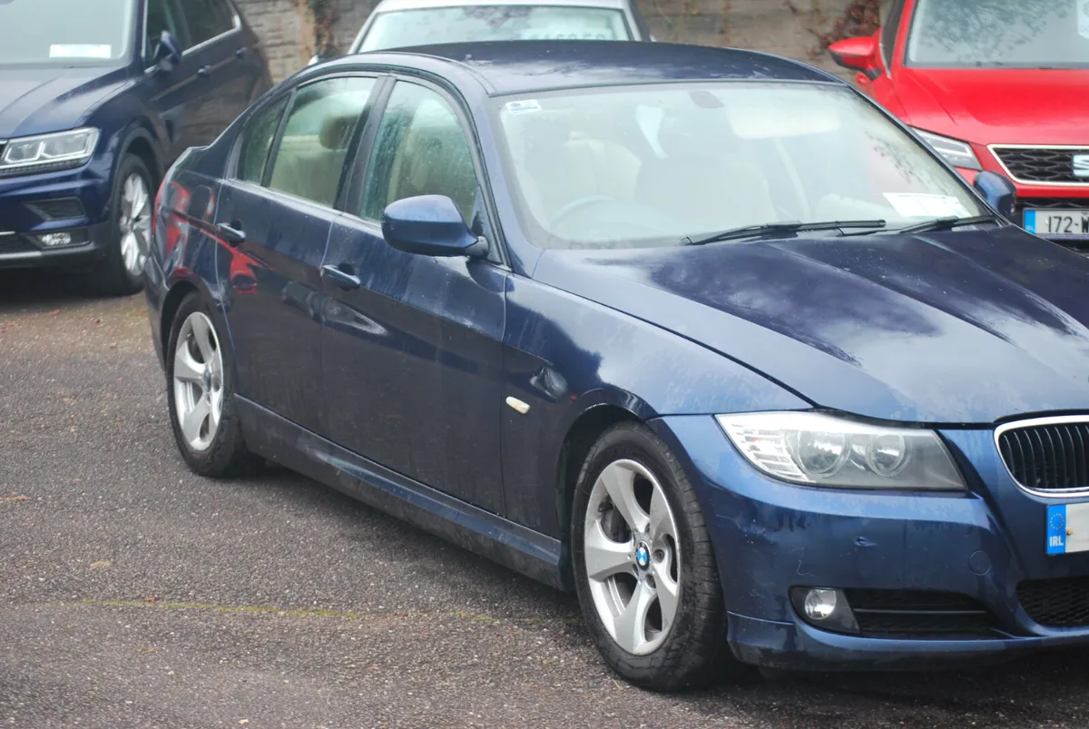 BMW 3-Series 2011 2.0 Diesel - Image 3