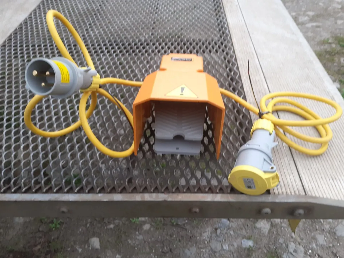 FOOT PEDAL BRAND NEW - Image 4