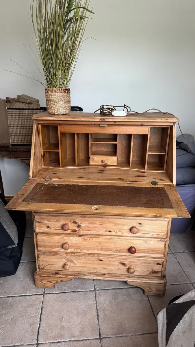 Solid Pine secretary desk by Ducal "Victoria" - Image 3