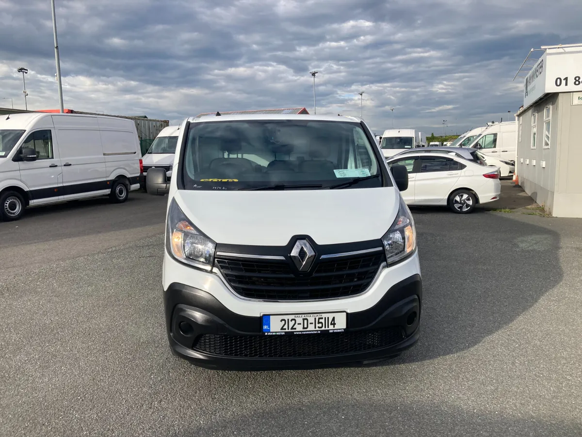 Renault Trafic 2021 - Image 2