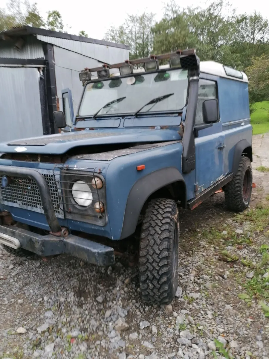 Land Rover 90 - Image 2