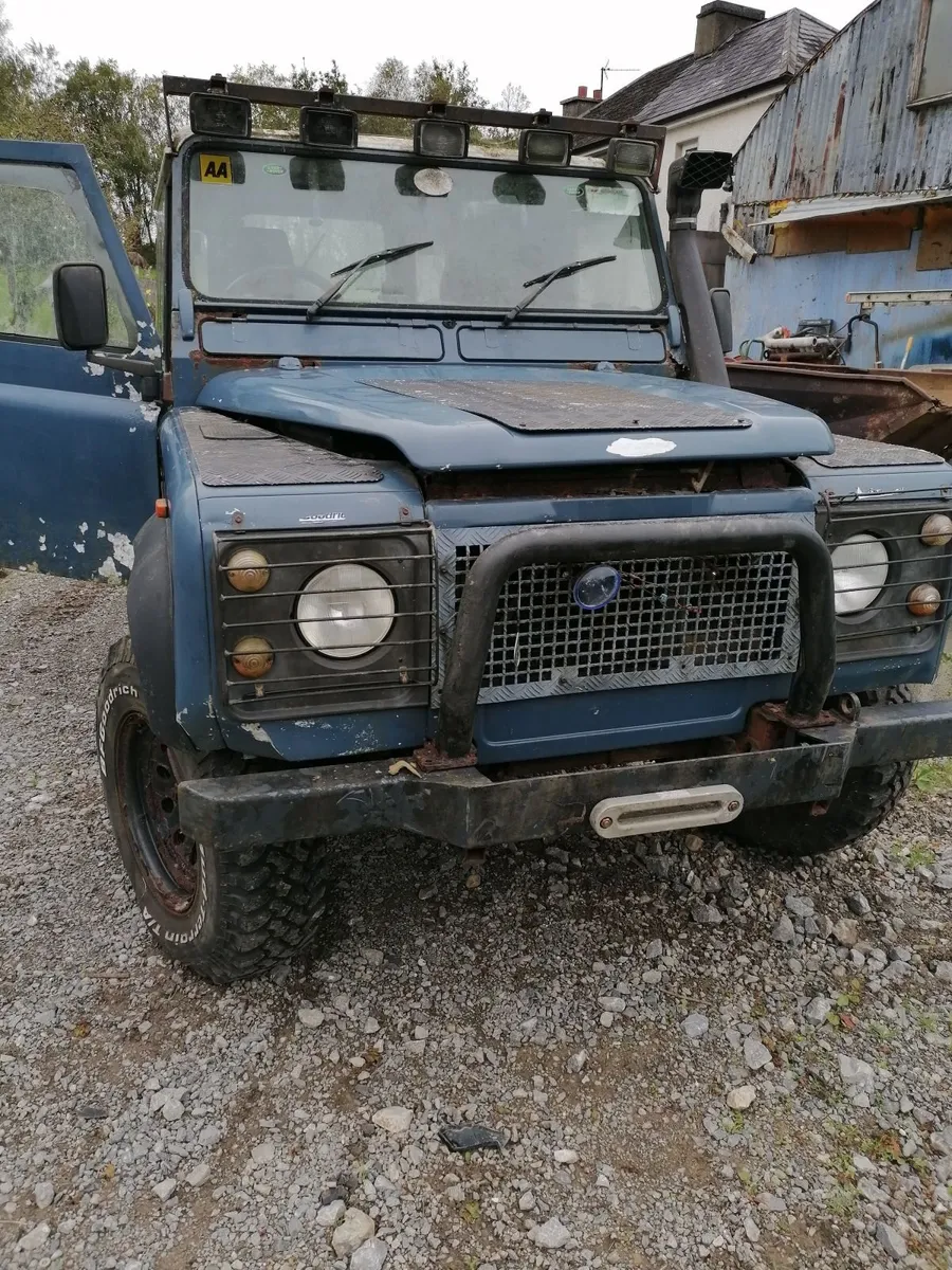 Land Rover 90 - Image 1