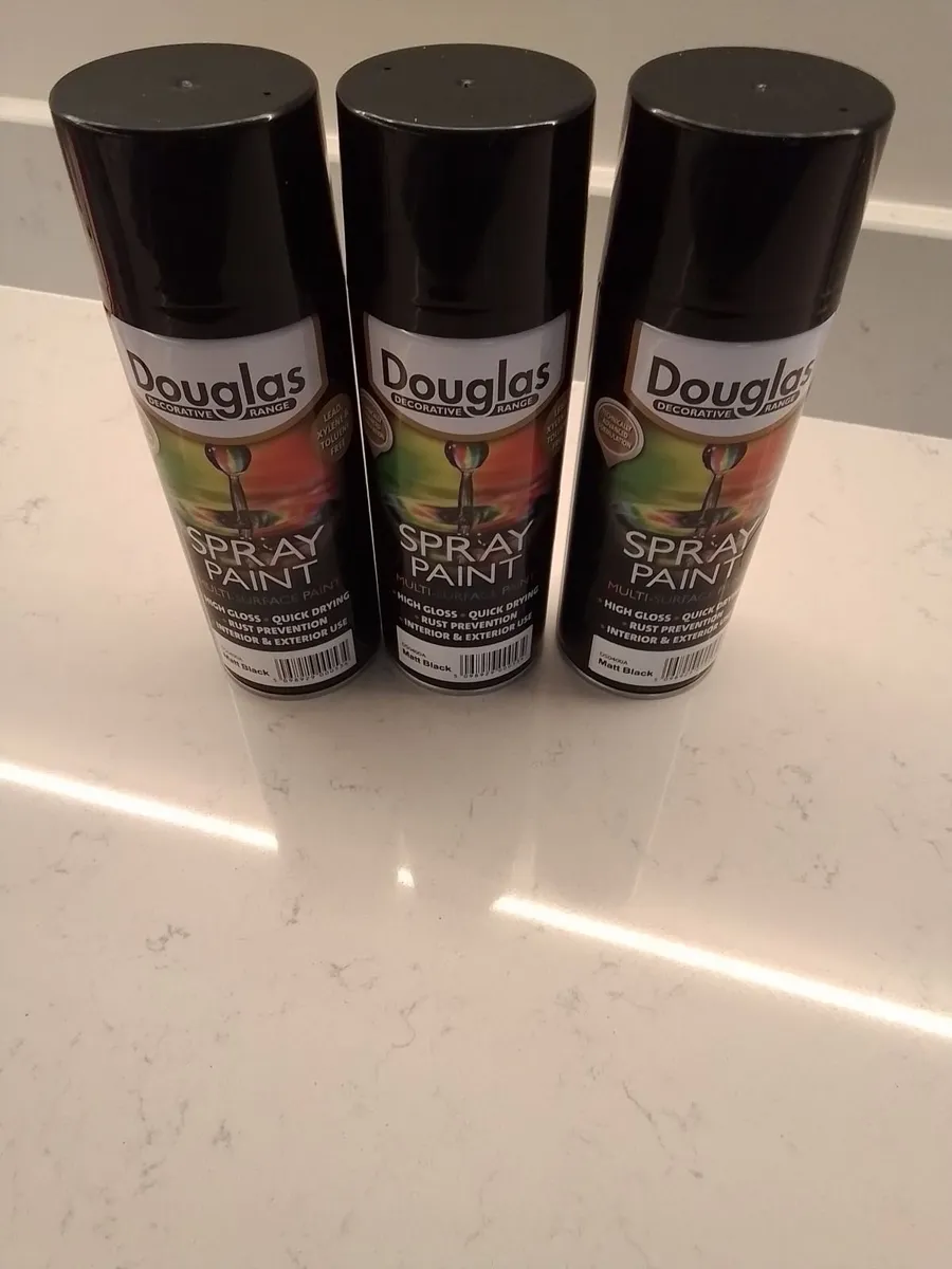5 tin matt black spray paint