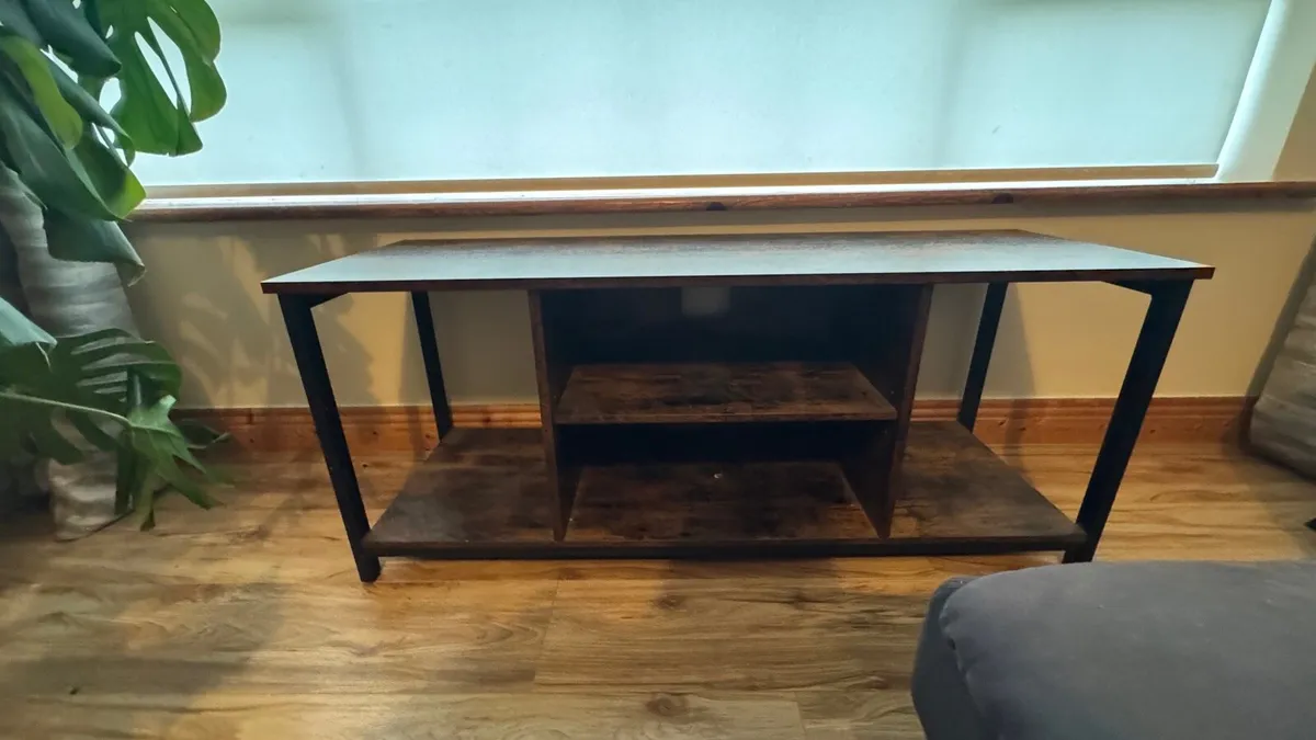 Dark wood Vasagel tv console - Image 2