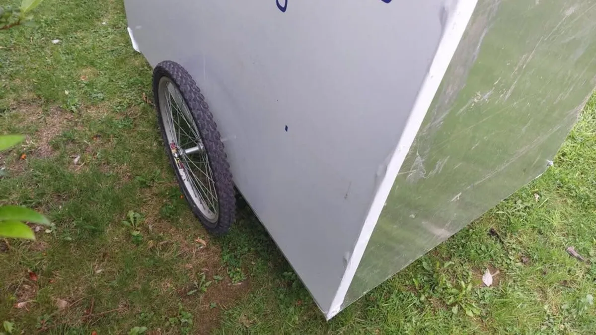Advertising Trailer for a bicycle - Image 3