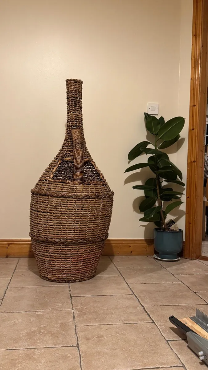 Decorative basket - Image 2